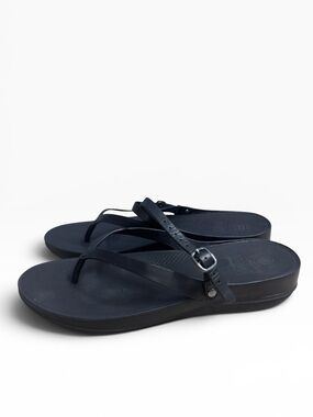 FitFlop Black Leather Buckle Thong Sandals Women’s Size US 11 Comfort Shoes EUC